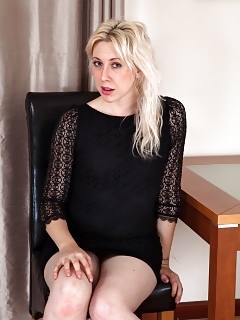 Emma Seattle Hairy Girls