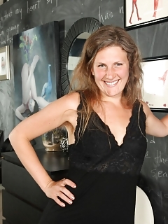 Shoshannah Hairy Porn Erotica