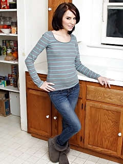 Pregnant Porn Pictures