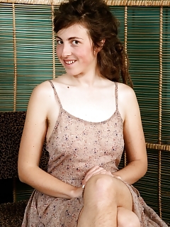 Marlee Hairy Teens XXX