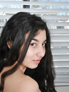 Kira Hairy MILF Vids