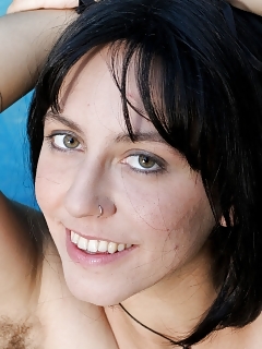 Raven Porn Hairy Amanda