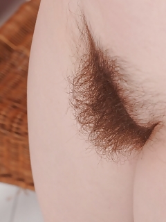 Sausha Packer Hairy Girls Cum