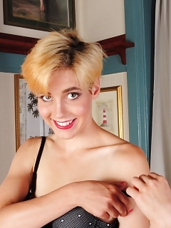 Milo Very Hairy Teens