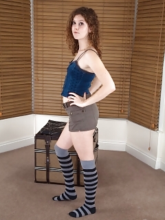 Charlie Hairy Blonde Pussys