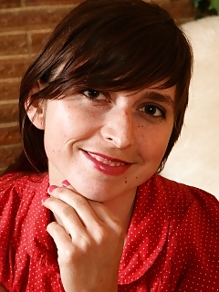 Loretta Hairy Pussy Erotica