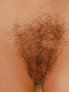 Renata Nude Blonde Girls With Hairy Legs