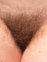 lesbians lick hairy pussy